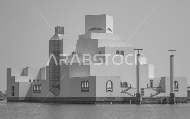 Built on the Corniche, the Museum of Islamic Art is the first of its kind to feature 14 centuries of Islamic art in the Arab States of the Gulf