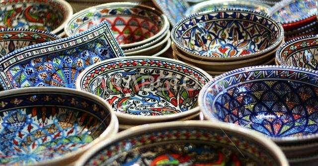 the colors of the oriental markets