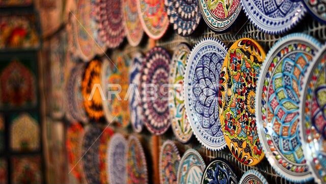 أقمشة ملونة في الأسواق