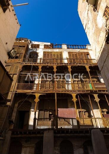 Historic house with wooden mashrabiyas in al-Balad quarter, Mecca province, Jeddah, Saudi Arabia