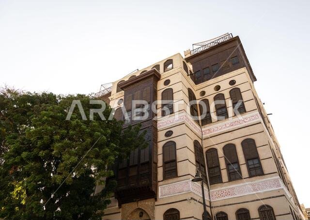 Old house with wooden mashrabiya in al-Balad quarter, Mecca province, Jeddah, Saudi Arabia