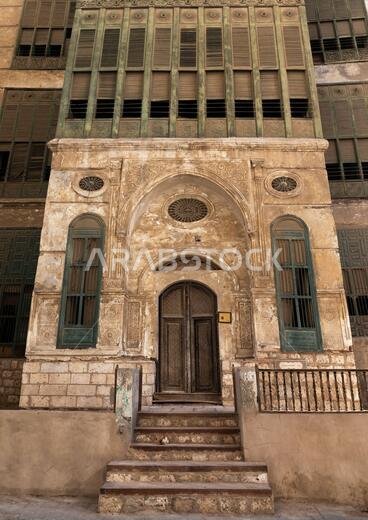 Old house with wooden mashrabiya in al-Balad quarter, Mecca province, Jeddah, Saudi Arabia