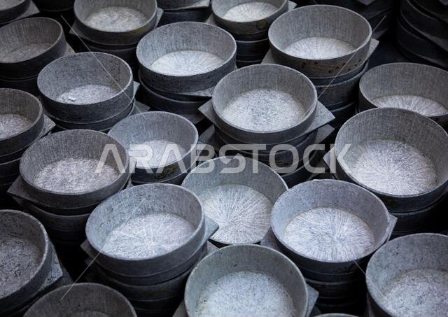 Natural stone kitchen bowls plates for sale in a shop, Najran Province, Najran, Saudi Arabia