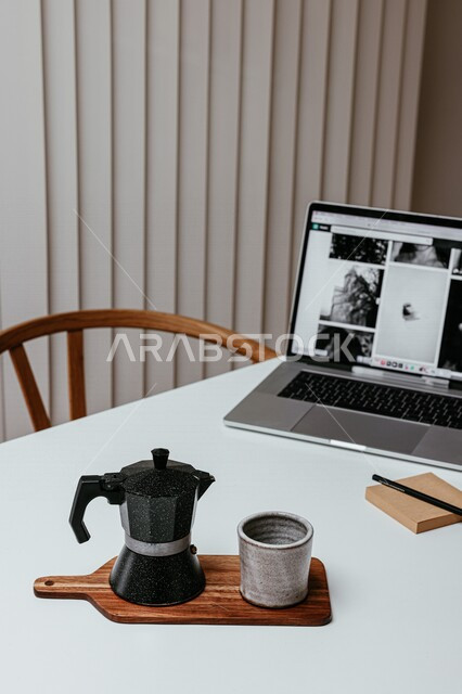 Black Hot Coffee Mug With Laptop On Desk, Hot Coffee Drink, Delicious Hot Drinks, Hot Coffee Cup, Relaxing Session At Home