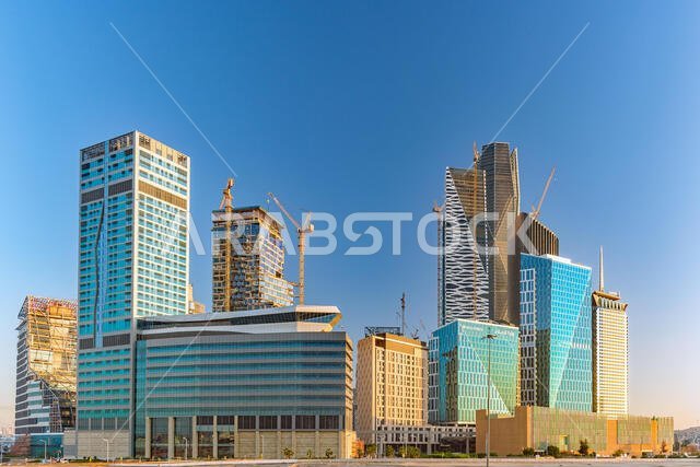 إطلالات على الحي المالي الملك عبد الله في الرياض، المملكة العربية السعودية
