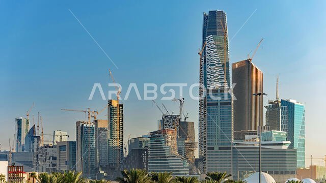 إطلالات على الحي المالي الملك عبد الله في الرياض، المملكة العربية السعودية