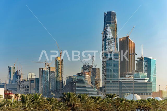 إطلالات على الحي المالي الملك عبد الله في الرياض، المملكة العربية السعودية