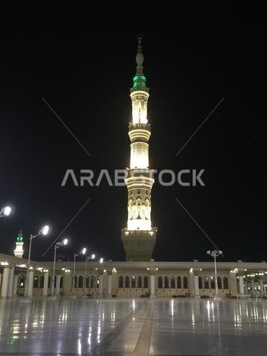 Photo of the Al Madinah, Saudi arabia, September 2016 masjid (mosque) nabawi and pilgrims from all the world at Prophet Mosque or Masjid Nabawi