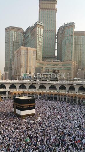 مكة المكرمة، المملكة العربية السعودية، سبتمبر 2016 - تجمع الحجاج المسلمون من جميع أنحاء العالم لأداء العمرة أو الحج في المسجد الحرام بمكة المكرمة، المملكة العربية السعودية