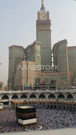 مكة المكرمة، المملكة العربية السعودية، سبتمبر 2016 - تجمع الحجاج المسلمون من جميع أنحاء العالم لأداء العمرة أو الحج في المسجد الحرام بمكة المكرمة، المملكة العربية السعودية