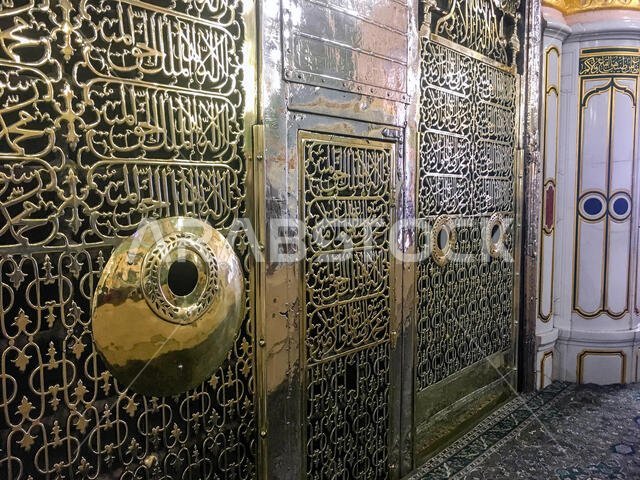 MEDINA, SAUDI ARABIA - JUNE 24, 2019: The tomb of the Islamic prophet Muhammad and early Muslim leaders, Abu Bakar and Umar on June 24, 2019 in Madina