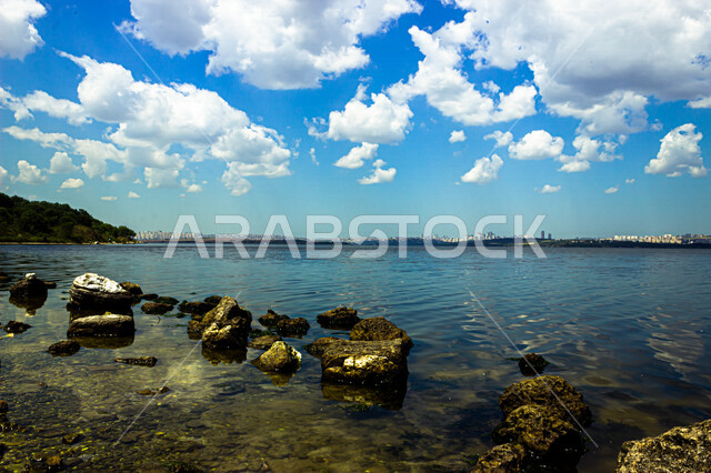 Aesthetic picture of the seashore, nature background, recreational tourist places, calmness and beauty of the sea, the beauty of the view of clouds and white clouds in the sky