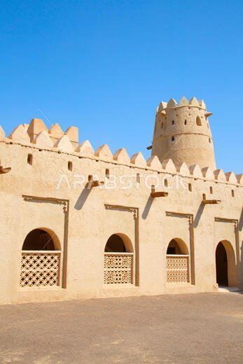 قلعة جاهلي الشهيرة في واحة العين، الإمارات العربية المتحدة