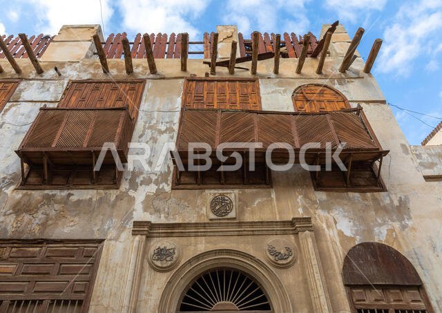 Old houses with wooden mashrabiyas in al-Balad quarter, Mecca province, Jeddah, Saudi Arabia