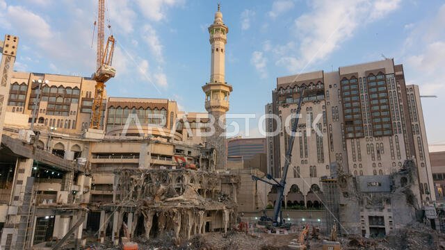 MECCA, SAUDI ARABIA-CIRCA 2014 : Part of the Haram Mosque structures were tore down to make way for new expansion of the mosque.