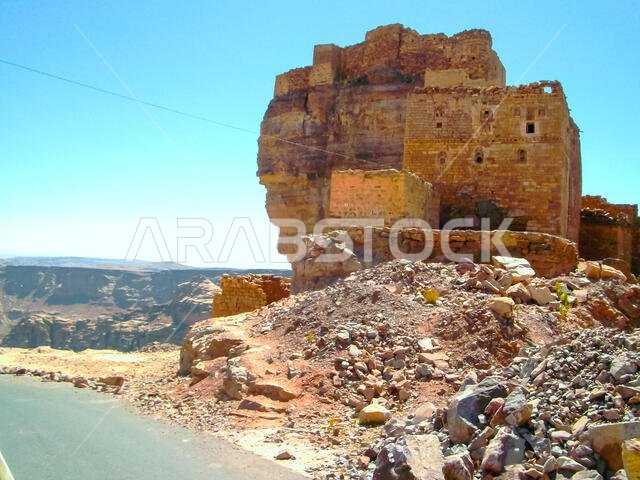 مدينة صنعاء، شوارع ومباني المدينة في اليمن، معالم ومعالم معمارية في الشرق الأوسط.