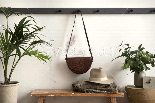 غرفة معيشة بتصاميم عصرية وجذابة، ديكورات رائعة، أثاث منزلي راقي، تصاميم رائعة وجميلة، اثاث خشبي حديث، شقق سكنية راقية