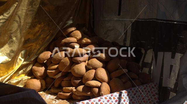 الخبز في السوق المفتوح