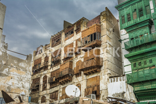 المباني الأثرية في البلد التاريخي بجدة في المملكة العربية السعودية، التصميم المعماري العربي القديم، حواري البلد التاريخي في جدة، المباني الأثرية، المعالم التاريخية في جدة، السياحة في السعودية