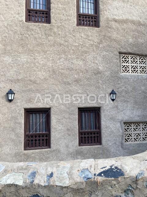 المباني الاثريه في مسفاة العبرين في سلطنة عمان, معالم سياحيه تاريخيه قديمه, بيوت شعبيه, منازل طينيه, قرية مسفاة العبرين الشعبيه القديمه