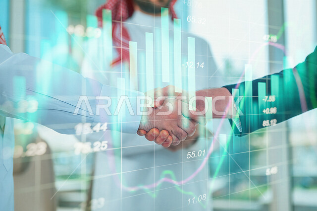 رجلا أعمال يتصافحان لإتمام صفقة ربحية, اتفاقية عمل , مشروع وخطة عمل جديده, شركاء عمل, تقدم ونجاح, شركة سعودية بكفاءة عالية , رسومات بتقنية الهولوجرام .