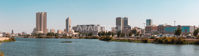 الواجهة البحرية في جدة بالمملكة العربية السعودية، الابراج وناطحات السحاب، السماء الزرقاء، السياحة في السعودية