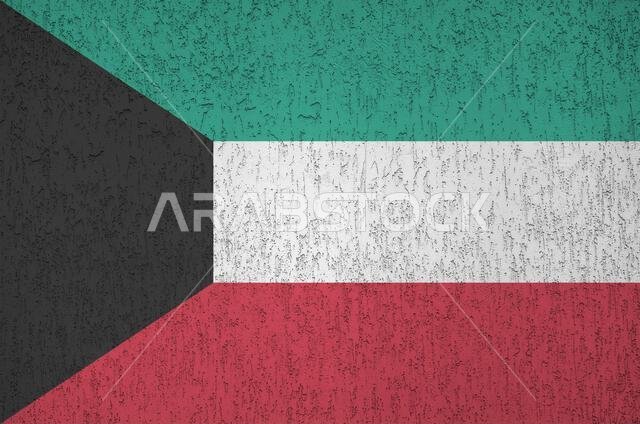 علم عمان مرسوم بألوان طلاء ساطعة على جدار تجصيص قديم بارز عن قرب. لافتة ...