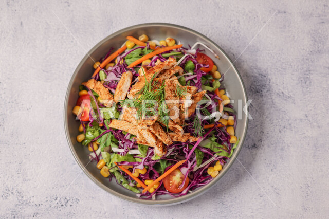 طبق سلطة المقبلات اللذيذ، اطباق عربية، ماكولات شرقية، مطاعم للمأكولات العربية الشرقية، وجبات الطعام الشهية، اكلات عربية شرقية