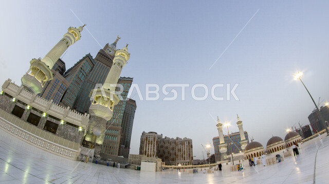 تصوير بانوراما لأبراج مكه المطله على الحرم المكي في مكه المكرمه, فنادق فاخره أمام الحرم المكي, برج الساعه, التطور العمراني في مكه المكرمه, الفن الهندسي والعمراني لفنادق مكه