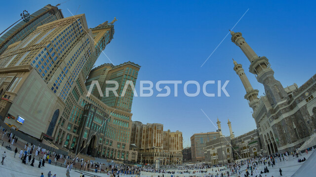 تصوير بانوراما لأبراج مكه المطله على الحرم المكي في مكه المكرمه, فنادق فاخره أمام الحرم المكي, برج الساعه, التطور العمراني في مكه المكرمه, الفن الهندسي والعمراني لفنادق مكه