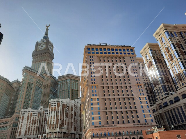 برج الساعة في مكة المكرمة بالمملكة العربية السعودية، ابراج وناطحات سحاب، الفن الهندسي المعماري، أبراج الحرم المكي الشريف، معالم السعودية المشهورة