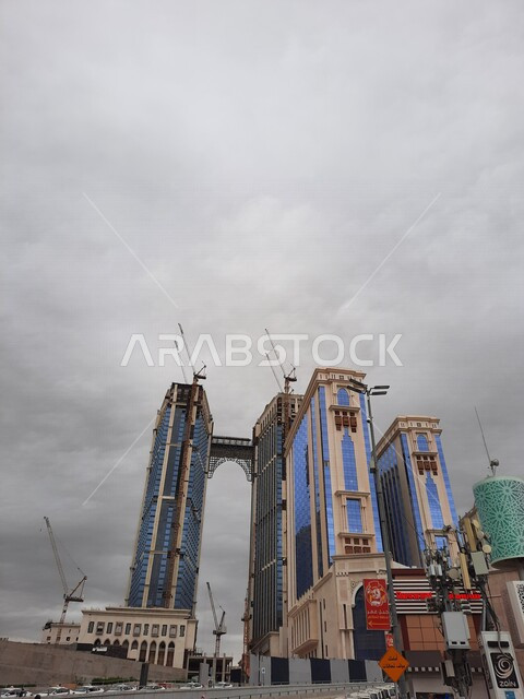 ابراج شركة جبل عمر للتطوير في مكة المكرمة بالمملكة العربية السعودية، الابراج وناطحات السحاب، فنادق ومنتجعات كونراد (كونراد مكة) في قلب المدينة المقدسة، سوق الخليل داخل مجمعات جبل عمر، فندق وأبراج مكة، ابراج مكة هيلتون، السياحة في السعودية