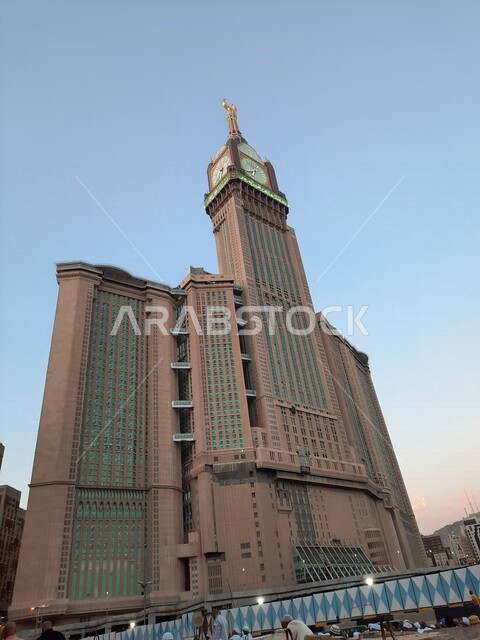 برج الساعة في مكة المكرمة بالمملكة العربية السعودية، ابراج وناطحات سحاب، الفن الهندسي المعماري، أبراج الحرم المكي الشريف، معالم السعودية المشهورة