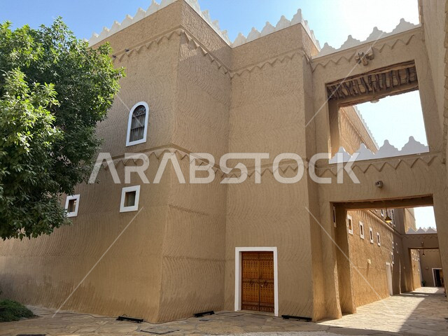 مباني تراثية طينية قديمة بالمملكة العربية السعودية ، السياحة في السعودية ، معالم تاريخية سياحية