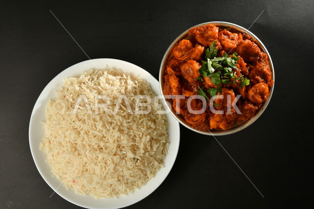 لطبق من دجاج تكا الماسالا والأرز ، الماسالا الهندي ، المطبخ الهندي ، وجبات الطعام السريعة ، المطاعم الهندية ، وصفات وأطباق طعام لذيذة ، وجبات الطعام الصحية الشهية