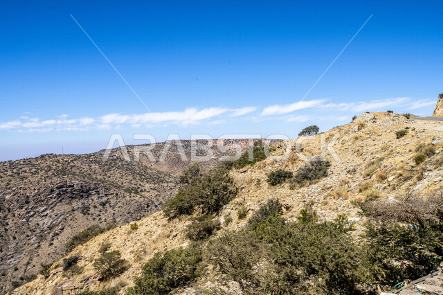 البيئة الجبلية بالمملكة العربية السعودية ، جبال السعودية ، خلفية الطبيعة الجبلية ، الجبال و المرتفعات الجبلية ، الطبيعة الجبلية بالسعودية