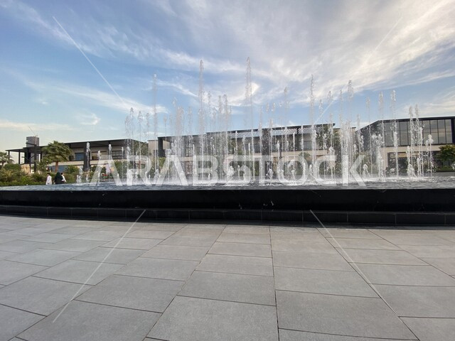  النافوره الراقصه في مجمع ذا زون في مدينة الرياض, مجمع مطاعم وكافيهات فاخره, فعاليات موسم الرياض 2022, أنشطه ترفيهيه, حي المحمديه بالرياض, أماكن سياحيه في المملكه العربيه السعوديه