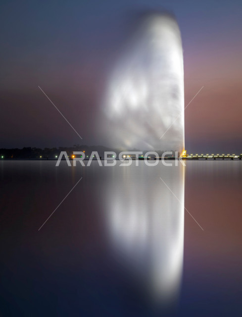 نافورة الملك فهد في البحر الأحمر, نافورة جده, أطول نوافير العالم, منظر رائع لنافورة جده في الليل, معالم سياحيه في جده, السياحه في المملكه العربيه السعوديه