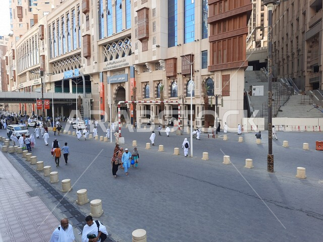 ابراج شركة جبل عمر للتطوير في مكة المكرمة بالمملكة العربية السعودية، الابراج وناطحات السحاب، فنادق ومنتجعات كونراد في قلب المدينة المقدسة، سوق الخليل داخل مجمعات جبل عمر، فنادق وأبراج مكة، ابراج مكة هيلتون، السياحة في السعودية