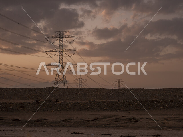 برج كهربائي عالي الجهد، الطاقة والقوة، اسلاك كهربائية، خطوط نقل، طاقة كهربائية، صاعمدة كهربائية، تمديدات كهربائية، الكثبان الرملية، الطبيعة الصحراوية