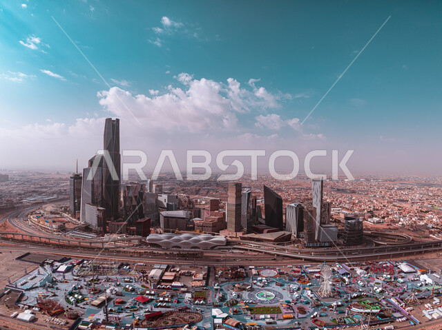 مركز الملك عبد الله المالي (كافد) في الرياض بالمملكة العربية السعودية، ملاهي ونتر لاند، الابراج وناطحات السحاب، معالم الرياض المشهورة، الفن الهندسي المعماري، رؤية 2030، مشاريع السعودية، التطور العمراني، ابراج السعودية الشاهقة، السياحة في السعودية