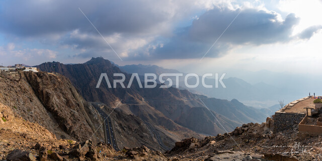 جبال الطائف في المملكة العربية السعودية، القمم  والمرتفعات الجبلية، الجبال الصخرية، التضاريس الجبلية، جمال الطبيعة الخلابة، الطبيعة الجبلية