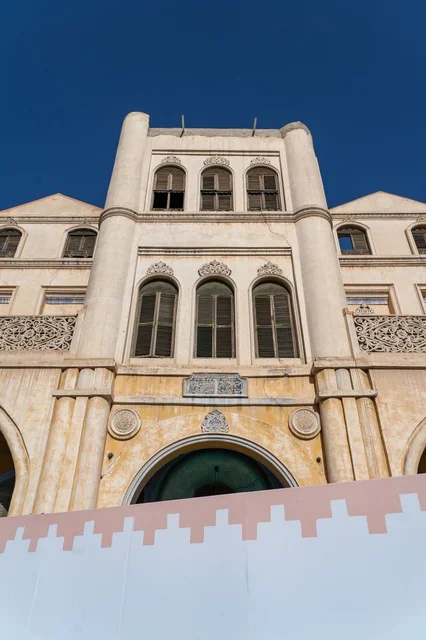 Historic Building Facade in Yanbu Old Town - Photo