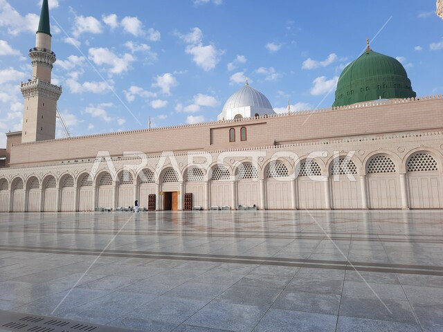 المسجد النبوي الشريف في المدينة المنورة بالمملكة العربية السعودية، الحرم النبوي الشريف، أماكن إسلامية مقدسة، إسلاميات وعبادة، المعالم الدينية الإسلامية، المجمع الخارجي للمسجد النبوي في المدينة المنورة