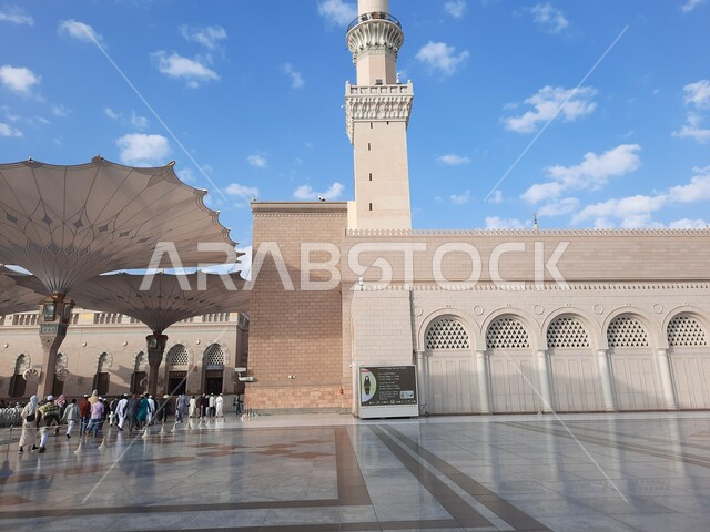 المسجد النبوي الشريف في المدينة المنورة بالمملكة العربية السعودية، الحرم النبوي الشريف، أماكن إسلامية مقدسة، إسلاميات وعبادة، المعالم الدينية الإسلامية، المجمع الخارجي للمسجد النبوي في المدينة المنورة