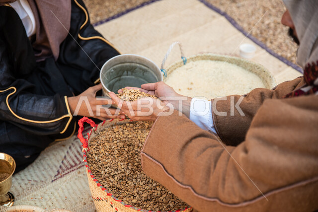 أعمال وصناعات يدوية ، احياء التراث الشعبي الخليجي ، يوم التأسيس السعودي ، تأسيس المملكة 1727م ، السعودية القديمة ، أسواق شعبية قديمة