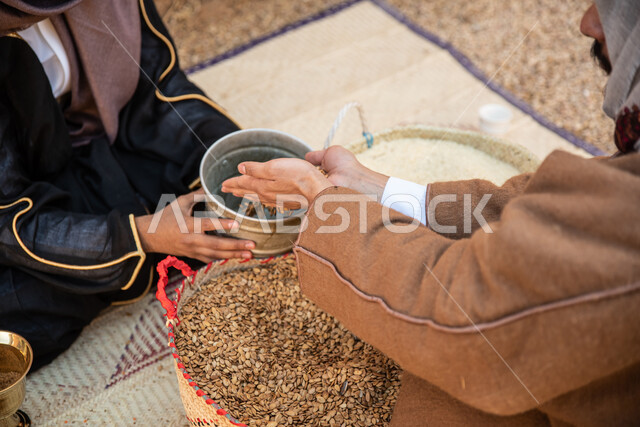 أعمال وصناعات يدوية ، احياء التراث الشعبي الخليجي ، يوم التأسيس السعودي ، تأسيس المملكة 1727م ، السعودية القديمة ، أسواق شعبية قديمة