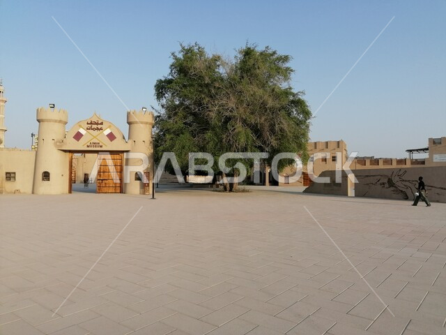 متحف عجمان في إمارة عجمان في دولة الامارات العربية المتحدة، التراث العربي الأصيل وفن العمارة في الماضي، قصر العائلة الحاكمة سابقا في عجمان، معالم سياحية تاريخية قديمة، مباني طينية قديمة من التراث الإماراتي، أماكن أثرية تاريخية في الإمارات