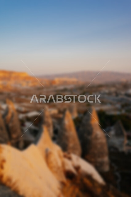 خلفية ضبابية مجردة لمفهوم الطبيعة ، خلفية مطموسه مجردة للطبيعة ، المرتفعات الجبلية