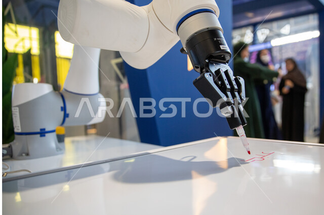 مؤتمر ليب التقني 2023 في مدينة الرياض بالمملكة العربية السعودية ،مؤتمر و معرض تقني ، مستقبل التقنيات ، تقنيات الذكاء الاصطناعي ، روبوتات ، نحو آفاق جديدة ،المؤتمر التقني الدولي (ليب 23)